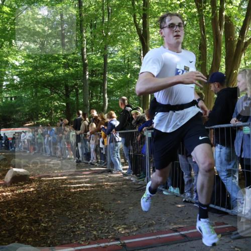 28.09.2025 - 33. Volkslauf durch das schöne Alstertal Strokosch-Dieckow http://msf.ph/oto/8965432 28.09.2025 11:23:56 Ziel 3414, 3956 meine-sportfotos.de