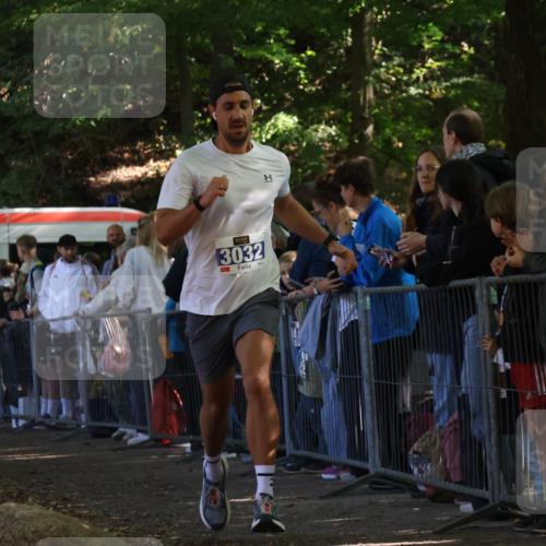 28.09.2025 - 33. Volkslauf durch das schöne Alstertal Strokosch-Dieckow http://msf.ph/oto/8965451 28.09.2025 11:24:15 Ziel 3032, 3071 meine-sportfotos.de