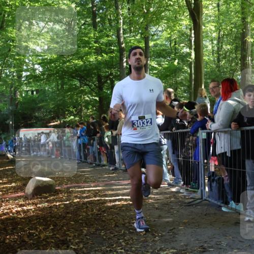 28.09.2025 - 33. Volkslauf durch das schöne Alstertal Strokosch-Dieckow http://msf.ph/oto/8965455 28.09.2025 11:24:17 Ziel 3032, 3071 meine-sportfotos.de