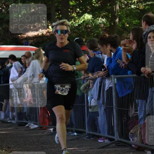 28.09.2025 - 33. Volkslauf durch das schöne Alstertal Strokosch-Dieckow http://msf.ph/oto/8965462 28.09.2025 11:24:25 Ziel 3071, 3220, 3380, 3382 meine-sportfotos.de