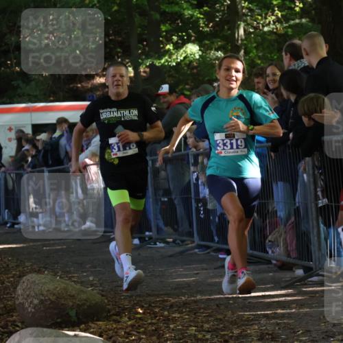 28.09.2025 - 33. Volkslauf durch das schöne Alstertal Strokosch-Dieckow http://msf.ph/oto/8965523 28.09.2025 11:25:33 Ziel 3118, 3152, 3319 meine-sportfotos.de
