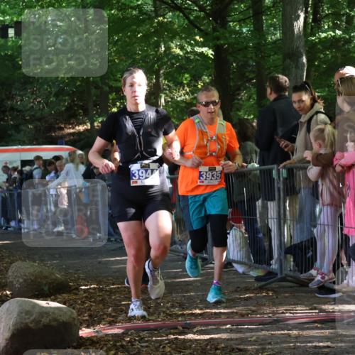 28.09.2025 - 33. Volkslauf durch das schöne Alstertal Strokosch-Dieckow http://msf.ph/oto/8965554 28.09.2025 11:26:07 Ziel 1505, 3935, 3944 meine-sportfotos.de