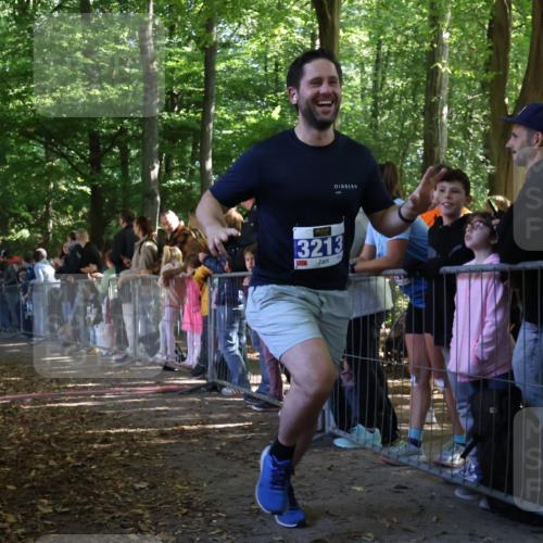 28.09.2025 - 33. Volkslauf durch das schöne Alstertal Strokosch-Dieckow http://msf.ph/oto/8965565 28.09.2025 11:26:20 Ziel 3213 meine-sportfotos.de