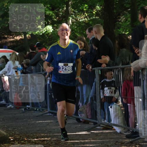 28.09.2025 - 33. Volkslauf durch das schöne Alstertal Strokosch-Dieckow http://msf.ph/oto/8965570 28.09.2025 11:26:29 Ziel 1506, 3212, 3298 meine-sportfotos.de