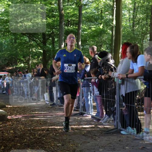28.09.2025 - 33. Volkslauf durch das schöne Alstertal Strokosch-Dieckow http://msf.ph/oto/8965572 28.09.2025 11:26:31 Ziel 1506, 3212, 3298 meine-sportfotos.de