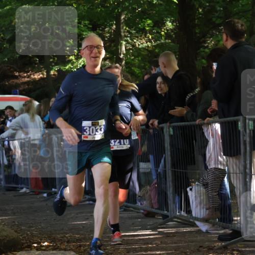 28.09.2025 - 33. Volkslauf durch das schöne Alstertal Strokosch-Dieckow http://msf.ph/oto/8965588 28.09.2025 11:26:47 Ziel 3033, 3210 meine-sportfotos.de