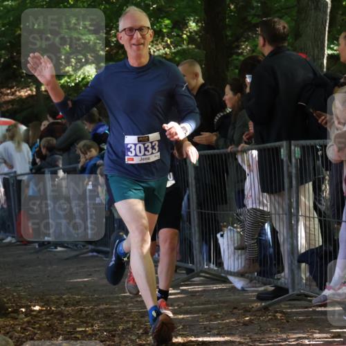 28.09.2025 - 33. Volkslauf durch das schöne Alstertal Strokosch-Dieckow http://msf.ph/oto/8965589 28.09.2025 11:26:48 Ziel 3033, 3210 meine-sportfotos.de