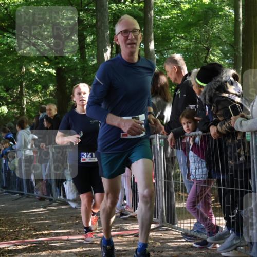 28.09.2025 - 33. Volkslauf durch das schöne Alstertal Strokosch-Dieckow http://msf.ph/oto/8965591 28.09.2025 11:26:49 Ziel 3033, 3116, 3210 meine-sportfotos.de