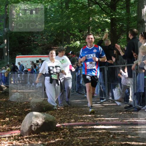 28.09.2025 - 33. Volkslauf durch das schöne Alstertal Strokosch-Dieckow http://msf.ph/oto/8965642 28.09.2025 11:27:38 Ziel 3066, 3357, 4141, 4159 meine-sportfotos.de