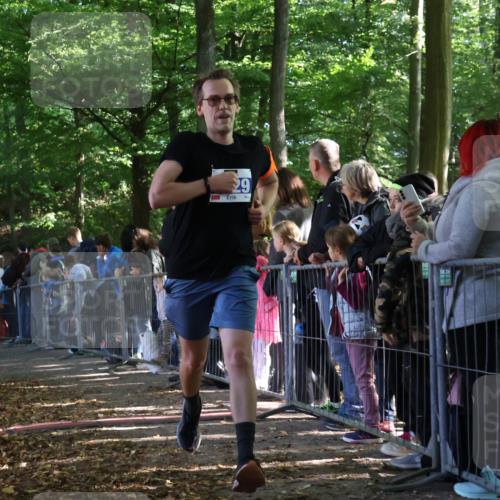 28.09.2025 - 33. Volkslauf durch das schöne Alstertal Strokosch-Dieckow http://msf.ph/oto/8965712 28.09.2025 11:28:30 Ziel 3029 meine-sportfotos.de
