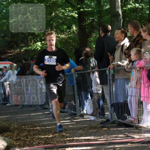 28.09.2025 - 33. Volkslauf durch das schöne Alstertal Strokosch-Dieckow http://msf.ph/oto/8965714 28.09.2025 11:28:39 Ziel 3012, 3105, 3405 meine-sportfotos.de