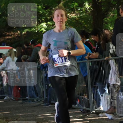 28.09.2025 - 33. Volkslauf durch das schöne Alstertal Strokosch-Dieckow http://msf.ph/oto/8965718 28.09.2025 11:28:42 Ziel 1509, 3012, 3405 meine-sportfotos.de