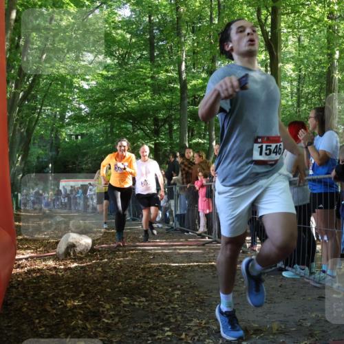 28.09.2025 - 33. Volkslauf durch das schöne Alstertal Strokosch-Dieckow http://msf.ph/oto/8965778 28.09.2025 11:29:43 Ziel 1513, 1515, 1546, 3236, 3930 meine-sportfotos.de