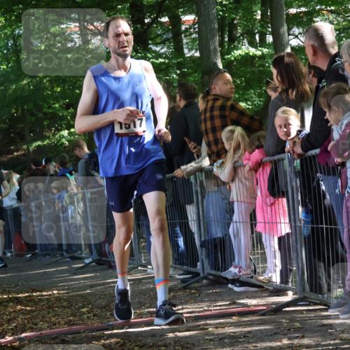 28.09.2025 - 33. Volkslauf durch das schöne Alstertal Strokosch-Dieckow http://msf.ph/oto/8965792 28.09.2025 11:30:03 Ziel 1517, 1518, 3053, 3189, 3198, 3199, 3278, 3279 meine-sportfotos.de