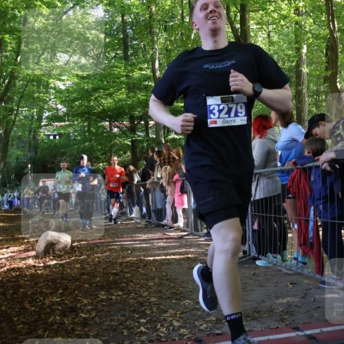 28.09.2025 - 33. Volkslauf durch das schöne Alstertal Strokosch-Dieckow http://msf.ph/oto/8965800 28.09.2025 11:30:09 Ziel 1511, 1518, 3189, 3198, 3199, 3279, 3318, 3376, 3905, 3950 meine-sportfotos.de