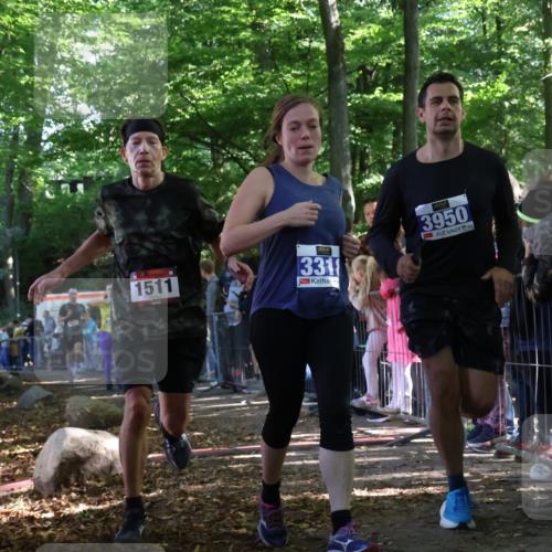 28.09.2025 - 33. Volkslauf durch das schöne Alstertal Strokosch-Dieckow http://msf.ph/oto/8965811 28.09.2025 11:30:14 Ziel 1511, 1514, 3318, 3376, 3905, 3950 meine-sportfotos.de