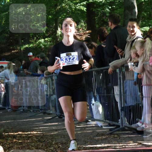 28.09.2025 - 33. Volkslauf durch das schöne Alstertal Strokosch-Dieckow http://msf.ph/oto/8965825 28.09.2025 11:30:32 Ziel 3322 meine-sportfotos.de