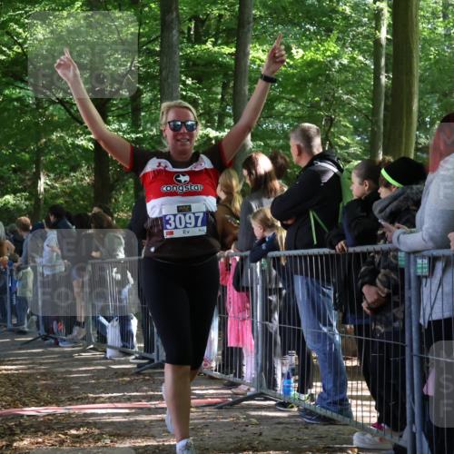 28.09.2025 - 33. Volkslauf durch das schöne Alstertal Strokosch-Dieckow http://msf.ph/oto/8966111 28.09.2025 11:32:20 Ziel 3069, 3097, 3175, 3177, 3347 meine-sportfotos.de