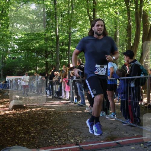 28.09.2025 - 33. Volkslauf durch das schöne Alstertal Strokosch-Dieckow http://msf.ph/oto/8966288 28.09.2025 11:32:41 Ziel 3358, 3959 meine-sportfotos.de