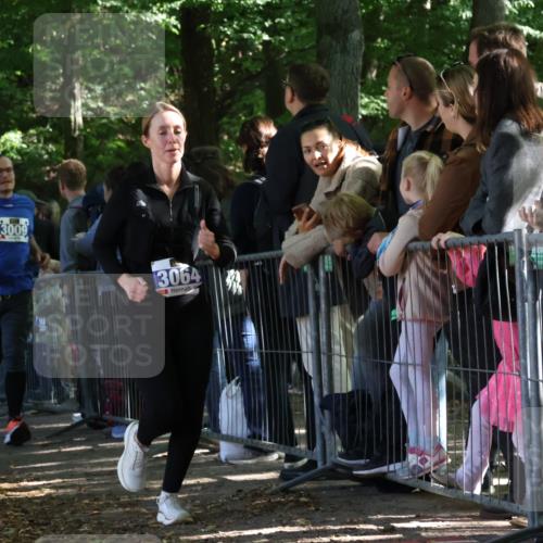 28.09.2025 - 33. Volkslauf durch das schöne Alstertal Strokosch-Dieckow http://msf.ph/oto/8966411 28.09.2025 11:33:25 Ziel 3009, 3064, 3129, 3242 meine-sportfotos.de