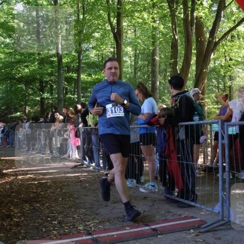 28.09.2025 - 33. Volkslauf durch das schöne Alstertal Strokosch-Dieckow http://msf.ph/oto/8966566 28.09.2025 11:33:51 Ziel 3103 meine-sportfotos.de