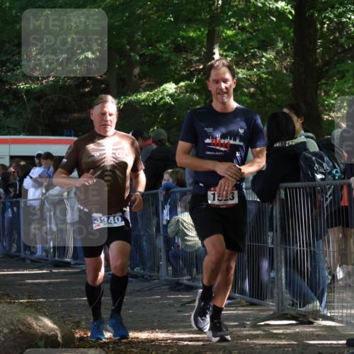 28.09.2025 - 33. Volkslauf durch das schöne Alstertal Strokosch-Dieckow http://msf.ph/oto/8966834 28.09.2025 11:34:48 Ziel 1523, 3112, 3340 meine-sportfotos.de
