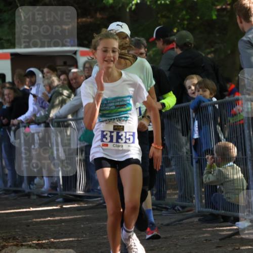 28.09.2025 - 33. Volkslauf durch das schöne Alstertal Strokosch-Dieckow http://msf.ph/oto/8966893 28.09.2025 11:35:52 Ziel 1529, 3135, 3191, 3193, 3928 meine-sportfotos.de