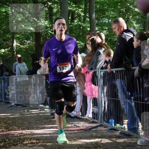 28.09.2025 - 33. Volkslauf durch das schöne Alstertal Strokosch-Dieckow http://msf.ph/oto/8966909 28.09.2025 11:36:01 Ziel 1529, 3102 meine-sportfotos.de
