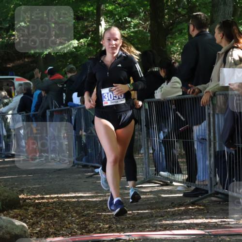 28.09.2025 - 33. Volkslauf durch das schöne Alstertal Strokosch-Dieckow http://msf.ph/oto/8966925 28.09.2025 11:36:24 Ziel 3050, 3410 meine-sportfotos.de