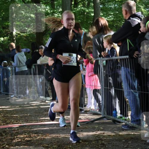 28.09.2025 - 33. Volkslauf durch das schöne Alstertal Strokosch-Dieckow http://msf.ph/oto/8966927 28.09.2025 11:36:25 Ziel 3050, 3410 meine-sportfotos.de