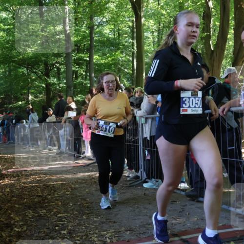 28.09.2025 - 33. Volkslauf durch das schöne Alstertal Strokosch-Dieckow http://msf.ph/oto/8966930 28.09.2025 11:36:26 Ziel 3050, 3410 meine-sportfotos.de