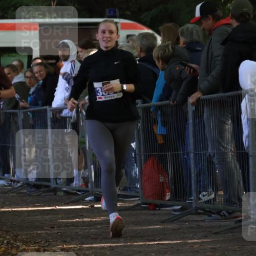 28.09.2025 - 33. Volkslauf durch das schöne Alstertal Strokosch-Dieckow http://msf.ph/oto/8966933 28.09.2025 11:36:37 Ziel 1525, 3054 meine-sportfotos.de