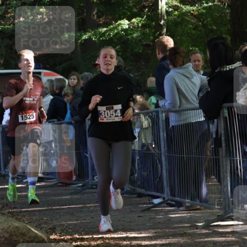 28.09.2025 - 33. Volkslauf durch das schöne Alstertal Strokosch-Dieckow http://msf.ph/oto/8966935 28.09.2025 11:36:39 Ziel 1525, 3054 meine-sportfotos.de