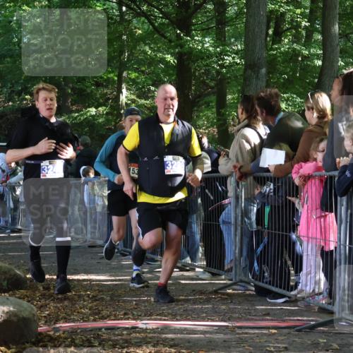 28.09.2025 - 33. Volkslauf durch das schöne Alstertal Strokosch-Dieckow http://msf.ph/oto/8966945 28.09.2025 11:36:50 Ziel 1531, 1846, 3235, 3239, 3240, 3338 meine-sportfotos.de