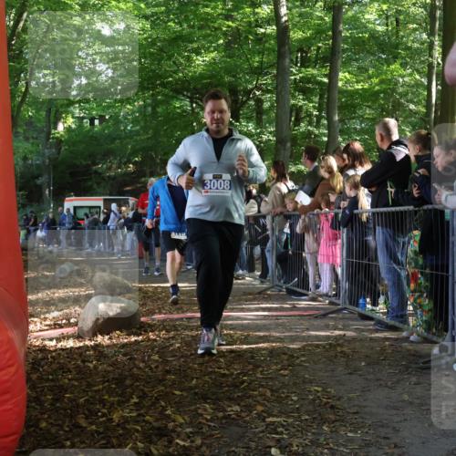 28.09.2025 - 33. Volkslauf durch das schöne Alstertal Strokosch-Dieckow http://msf.ph/oto/8966967 28.09.2025 11:37:09 Ziel 1519, 1543, 3008, 3034, 3110 meine-sportfotos.de
