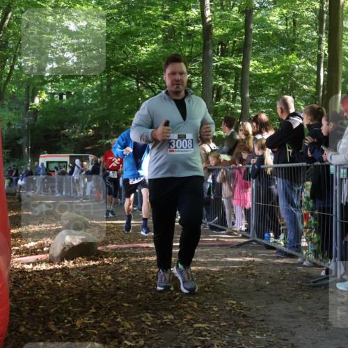 28.09.2025 - 33. Volkslauf durch das schöne Alstertal Strokosch-Dieckow http://msf.ph/oto/8966968 28.09.2025 11:37:09 Ziel 1519, 1543, 3008, 3034, 3110 meine-sportfotos.de