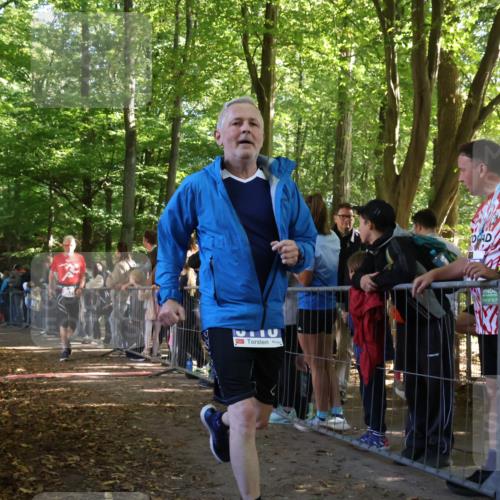 28.09.2025 - 33. Volkslauf durch das schöne Alstertal Strokosch-Dieckow http://msf.ph/oto/8966972 28.09.2025 11:37:11 Ziel 1543, 3034, 3110 meine-sportfotos.de