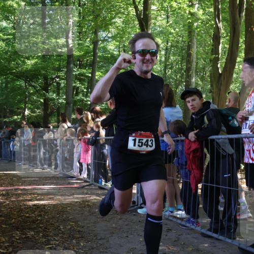 28.09.2025 - 33. Volkslauf durch das schöne Alstertal Strokosch-Dieckow http://msf.ph/oto/8966983 28.09.2025 11:37:19 Ziel 1540, 1543 meine-sportfotos.de