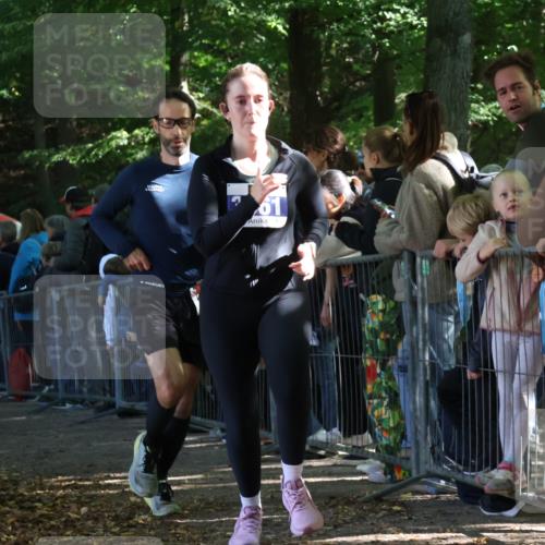 28.09.2025 - 33. Volkslauf durch das schöne Alstertal Strokosch-Dieckow http://msf.ph/oto/8966992 28.09.2025 11:37:29 Ziel 1535, 3161 meine-sportfotos.de