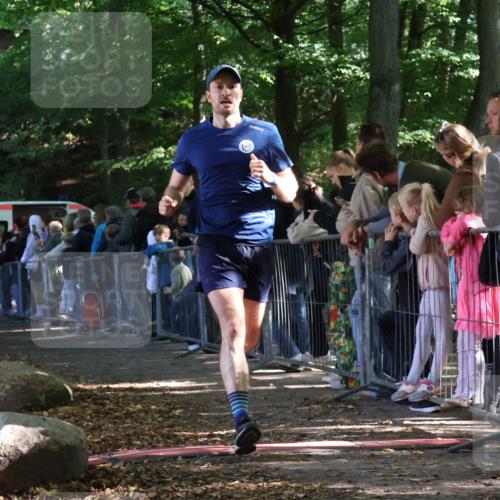 28.09.2025 - 33. Volkslauf durch das schöne Alstertal Strokosch-Dieckow http://msf.ph/oto/8967008 28.09.2025 11:37:47 Ziel 1528 meine-sportfotos.de