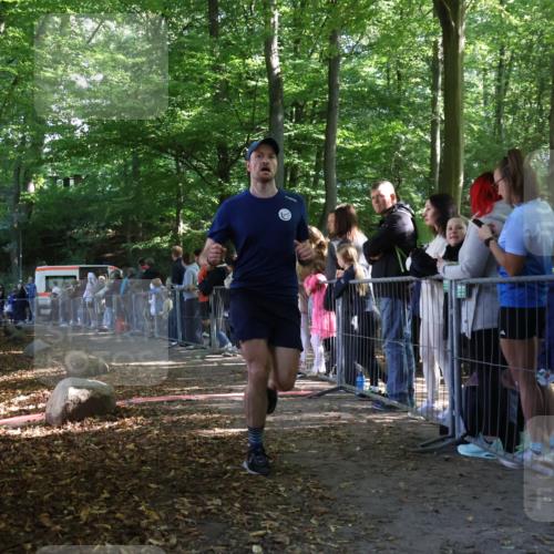 28.09.2025 - 33. Volkslauf durch das schöne Alstertal Strokosch-Dieckow http://msf.ph/oto/8967010 28.09.2025 11:37:48 Ziel 1528 meine-sportfotos.de