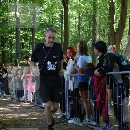 28.09.2025 - 33. Volkslauf durch das schöne Alstertal Strokosch-Dieckow http://msf.ph/oto/8967055 28.09.2025 11:38:26 Ziel 3150, 3214, 3951 meine-sportfotos.de