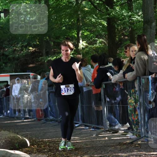 28.09.2025 - 33. Volkslauf durch das schöne Alstertal Strokosch-Dieckow http://msf.ph/oto/8967082 28.09.2025 11:38:41 Ziel 3120 meine-sportfotos.de