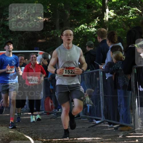 28.09.2025 - 33. Volkslauf durch das schöne Alstertal Strokosch-Dieckow http://msf.ph/oto/8967104 28.09.2025 11:39:16 Ziel 1522, 1527, 1542, 1554, 1768, 3127, 3128 meine-sportfotos.de