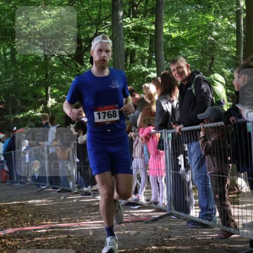 28.09.2025 - 33. Volkslauf durch das schöne Alstertal Strokosch-Dieckow http://msf.ph/oto/8967123 28.09.2025 11:39:25 Ziel 1554, 1768, 3170, 3221 meine-sportfotos.de