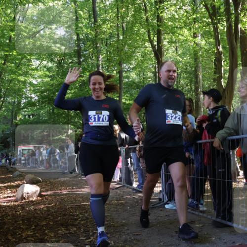 28.09.2025 - 33. Volkslauf durch das schöne Alstertal Strokosch-Dieckow http://msf.ph/oto/8967136 28.09.2025 11:39:33 Ziel 3170, 3221 meine-sportfotos.de