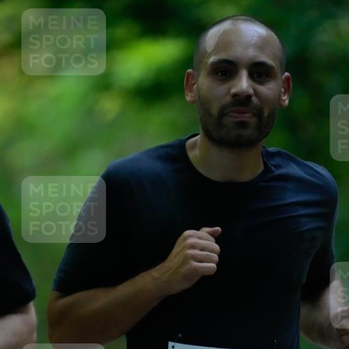 28.09.2025 - 33. Volkslauf durch das schöne Alstertal Patografie http://msf.ph/oto/8967308 28.09.2025 10:30:21 Laufen 2313 meine-sportfotos.de