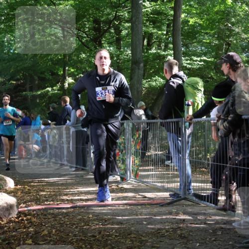28.09.2025 - 33. Volkslauf durch das schöne Alstertal Strokosch-Dieckow http://msf.ph/oto/8967317 28.09.2025 11:41:26 Ziel 1547, 3195, 3315 meine-sportfotos.de