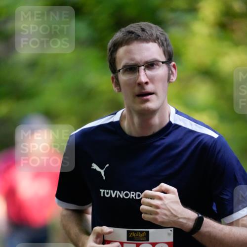 28.09.2025 - 33. Volkslauf durch das schöne Alstertal Patografie http://msf.ph/oto/8967322 28.09.2025 10:31:50 Laufen 2588 meine-sportfotos.de