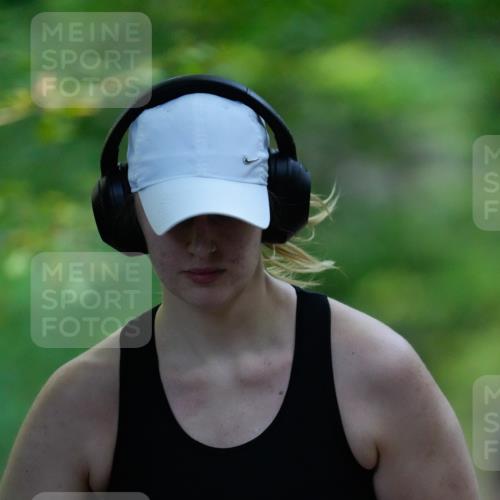 28.09.2025 - 33. Volkslauf durch das schöne Alstertal Patografie http://msf.ph/oto/8967341 28.09.2025 10:33:27 Laufen 1072 meine-sportfotos.de